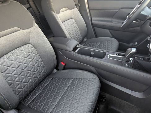 New 2026 Nissan Kicks SV image 27