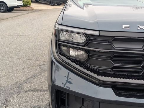 New 2026 Ford Expedition Active RWD image 10