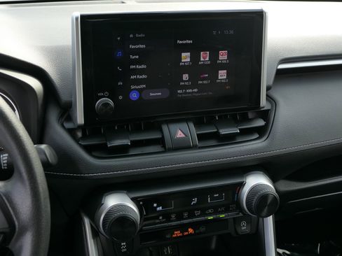 Used 2025 Toyota RAV4 LE image 19