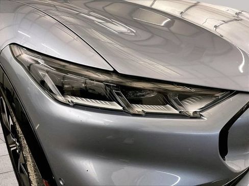 Used 2022 Ford Mustang Mach-E Premium AWD/4WD image 27