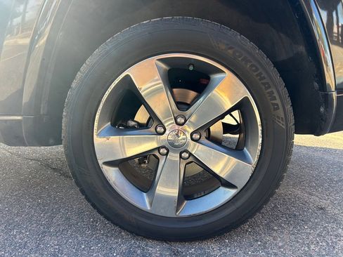 Used 2015 Jeep Grand Cherokee Overland image 10