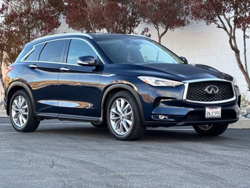 Used 2019 INFINITI QX50 Luxe w/ Navigation Package image 5