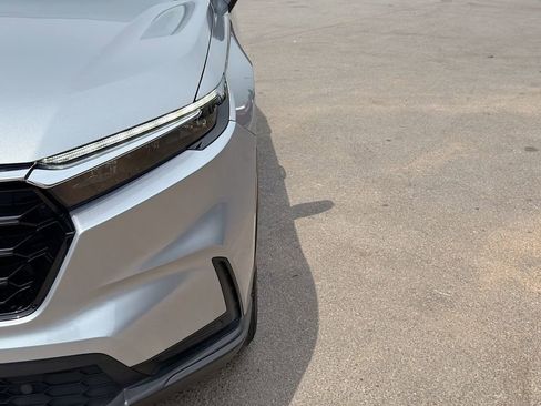 Used 2025 Honda CR-V EX-L image 10