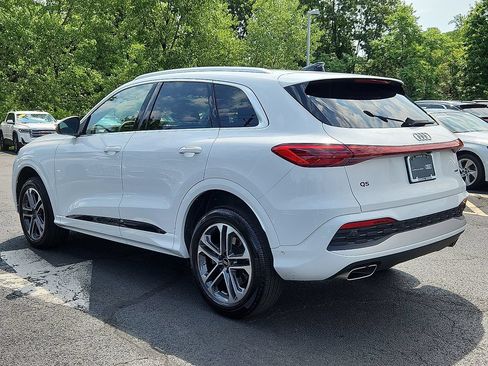 Certified 2025 Audi Q5 Premium w/ Convenience Package AWD/4WD image 10