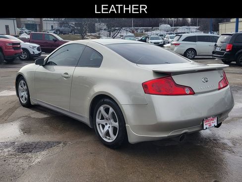 Used 2005 INFINITI G35 Coupe w/ (P01) Premium Pkg image 2