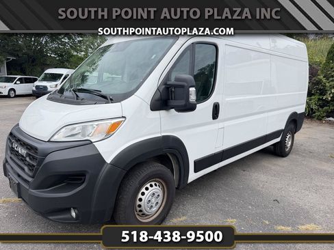 Used 2024 RAM ProMaster 2500 w/ Convenience Group FWD image 1