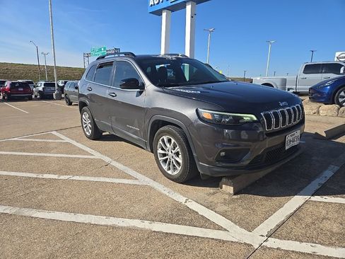 Used 2022 Jeep Cherokee Latitude Lux image 1
