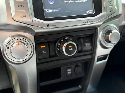 Used 2016 Toyota 4Runner SR5 RWD image 34