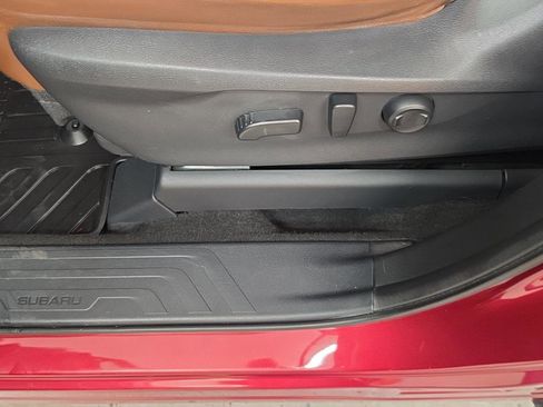 Used 2019 Subaru Ascent Touring image 15