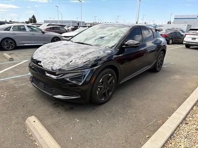 Used 2025 Kia EV6 Light w/ Light LR Technology Package