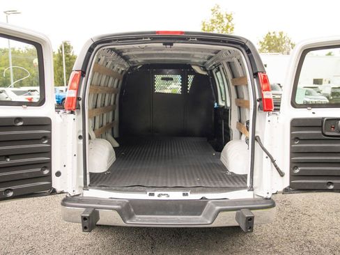Used 2025 Chevrolet Express 2500 w/ Driver Convenience Package RWD image 12