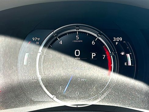 Used 2024 Lexus IS 350 F Sport RWD image 9