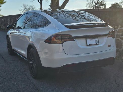 Used 2024 Tesla Model X Plaid image 13