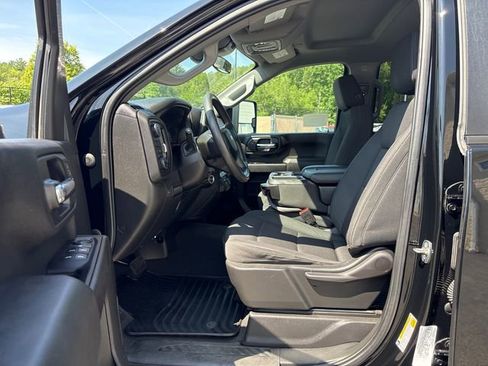 Used 2024 Chevrolet Silverado 2500 Custom image 30