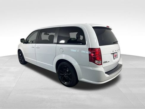 Used 2020 Dodge Grand Caravan GT FWD image 4