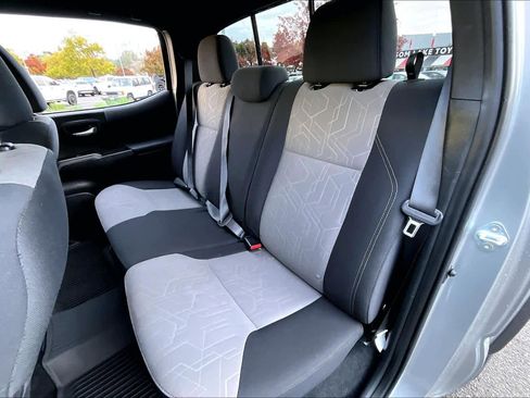 Certified 2023 Toyota Tacoma TRD Off-Road image 20