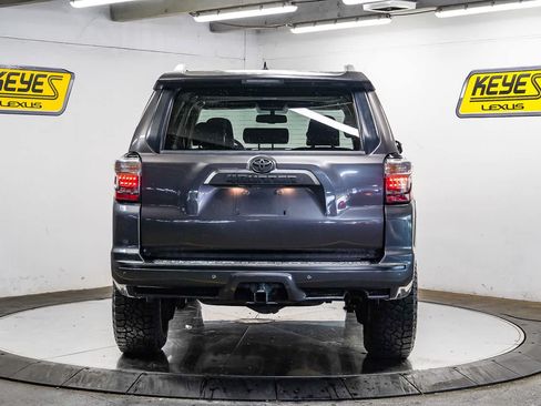 Used 2015 Toyota 4Runner Limited RWD image 5