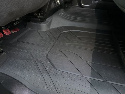 Used 2024 Chevrolet Silverado 1500 RST w/ LPO, Dark Essentials Package image 30