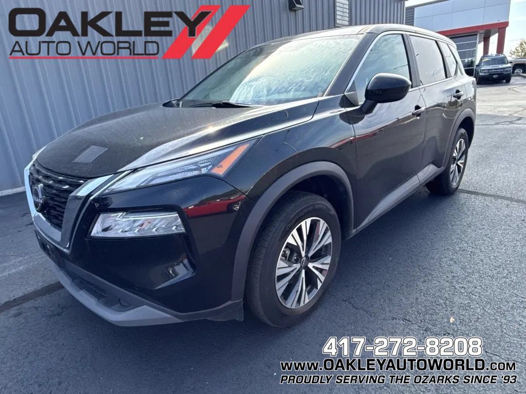 Used 2023 Nissan Rogue SV AWD/4WD image 1