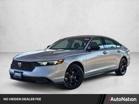 Used 2025 Honda Accord SE image 1