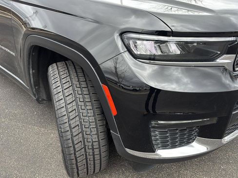 Used 2023 Jeep Grand Cherokee L Limited w/ Trailer Tow Group (B) AWD/4WD image 22