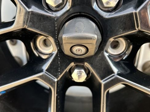 Used 2023 Jeep Wrangler Unlimited Sahara image 8