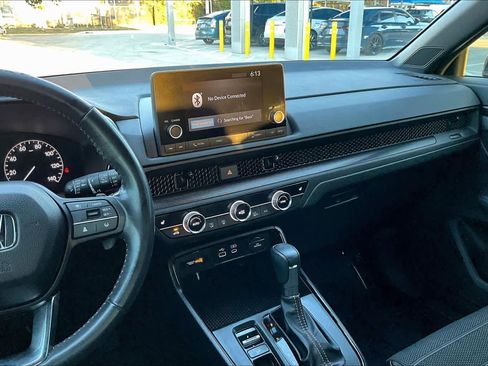 Used 2023 Honda CR-V Sport image 6