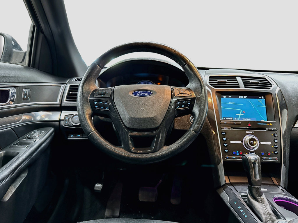 Used 2017 Ford Explorer Sport w/ Equipment Group 401A AWD/4WD image 26