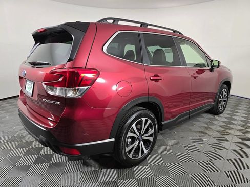 Used 2024 Subaru Forester Limited AWD/4WD image 7
