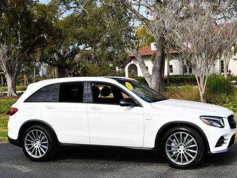 Used 2019 Mercedes-Benz GLC 43 AMG 4MATIC image 38