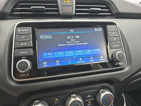 Used 2025 Nissan Versa S w/ Trunk Package FWD image 19