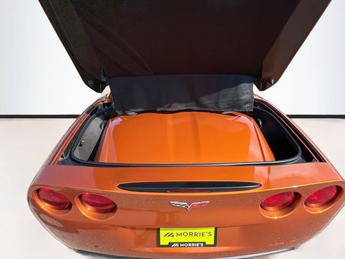 Used 2007 Chevrolet Corvette Coupe w/ Preferred Equipment Group RWD image 26