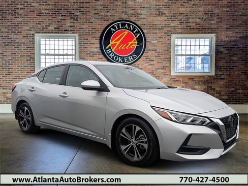 Used 2020 Nissan Sentra SV image 1