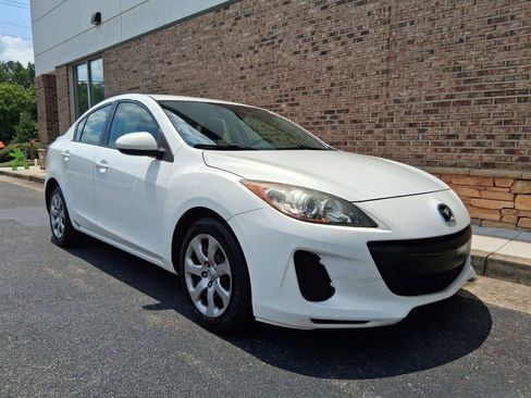 Used 2013 MAZDA MAZDA3 i SV FWD image 7