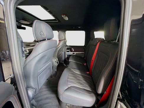 Used 2025 Mercedes-Benz G 63 AMG 4MATIC image 26