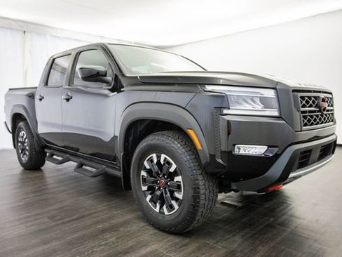 Used 2022 Nissan Frontier PRO-4X w/ Technology Package image 28