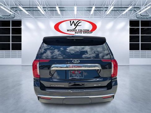 Used 2024 GMC Yukon SLT w/ SLT Luxury Package RWD image 4