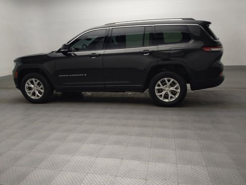 Used 2023 Jeep Grand Cherokee L Limited w/ Luxury Tech Group II RWD image 3