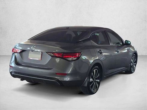 Used 2023 Nissan Sentra SV w/ SV Premium Package FWD image 5