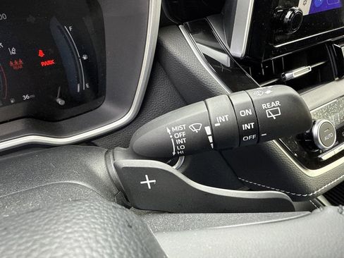 Used 2025 Toyota Corolla XSE image 31