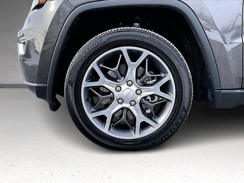 Used 2021 Jeep Grand Cherokee Limited w/ Premium Lighting Group image 33