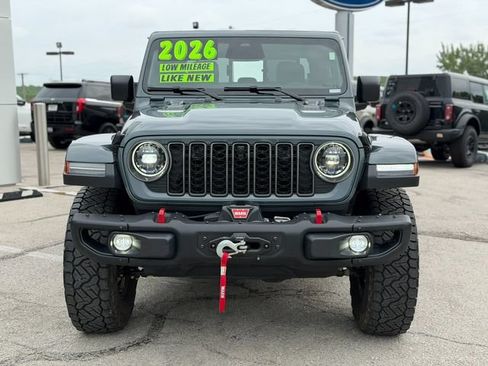 Used 2026 Jeep Gladiator Rubicon AWD/4WD image 2