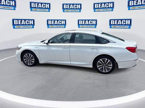 Used 2018 Honda Accord Touring image 5