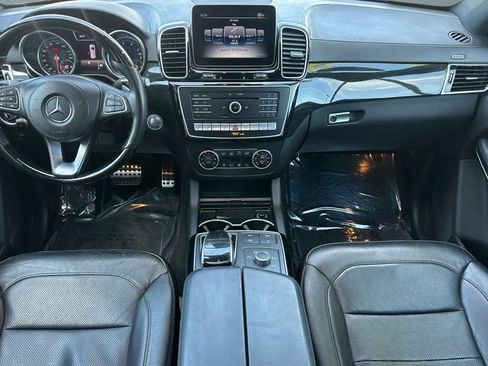 Used 2019 Mercedes-Benz GLS 550 4MATIC w/ Driver Assistance Package image 15