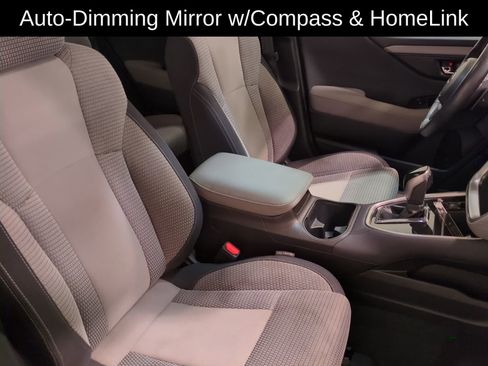 Used 2024 Subaru Outback Premium image 11