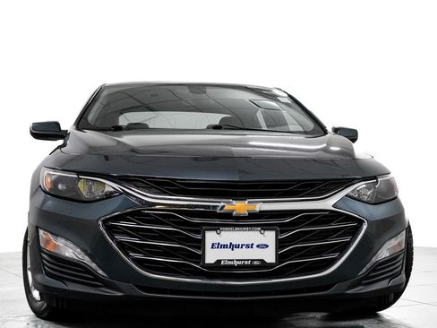 Used 2019 Chevrolet Malibu LT FWD image 3