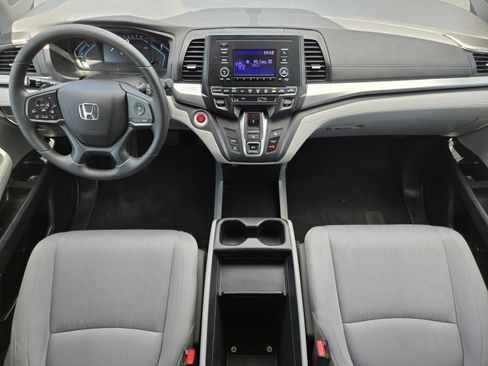 Used 2019 Honda Odyssey LX image 16