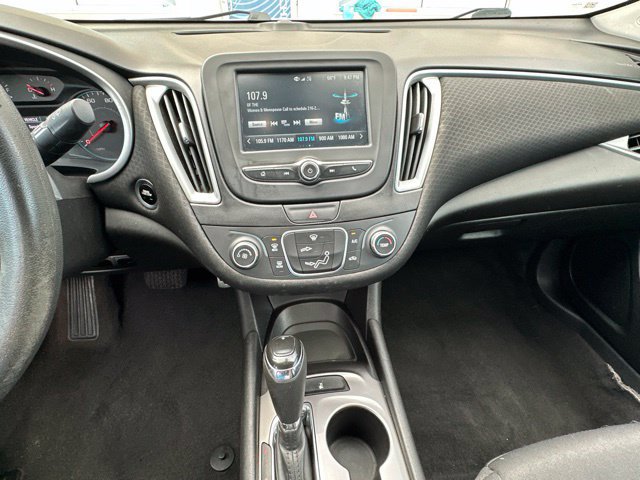 Used 2017 Chevrolet Malibu LS FWD image 11