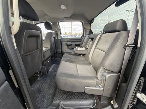 Used 2014 Chevrolet Silverado 2500 LT image 21