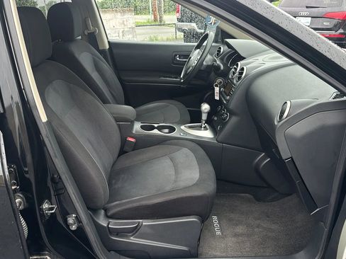 Used 2012 Nissan Rogue S w/ Special Edition Pkg FWD image 4